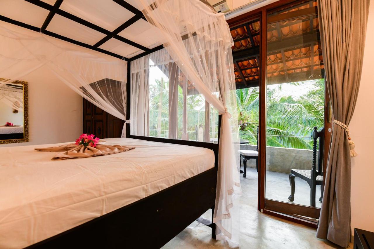 Tropical House - Jungleside Villa Hikkaduwa Luaran gambar