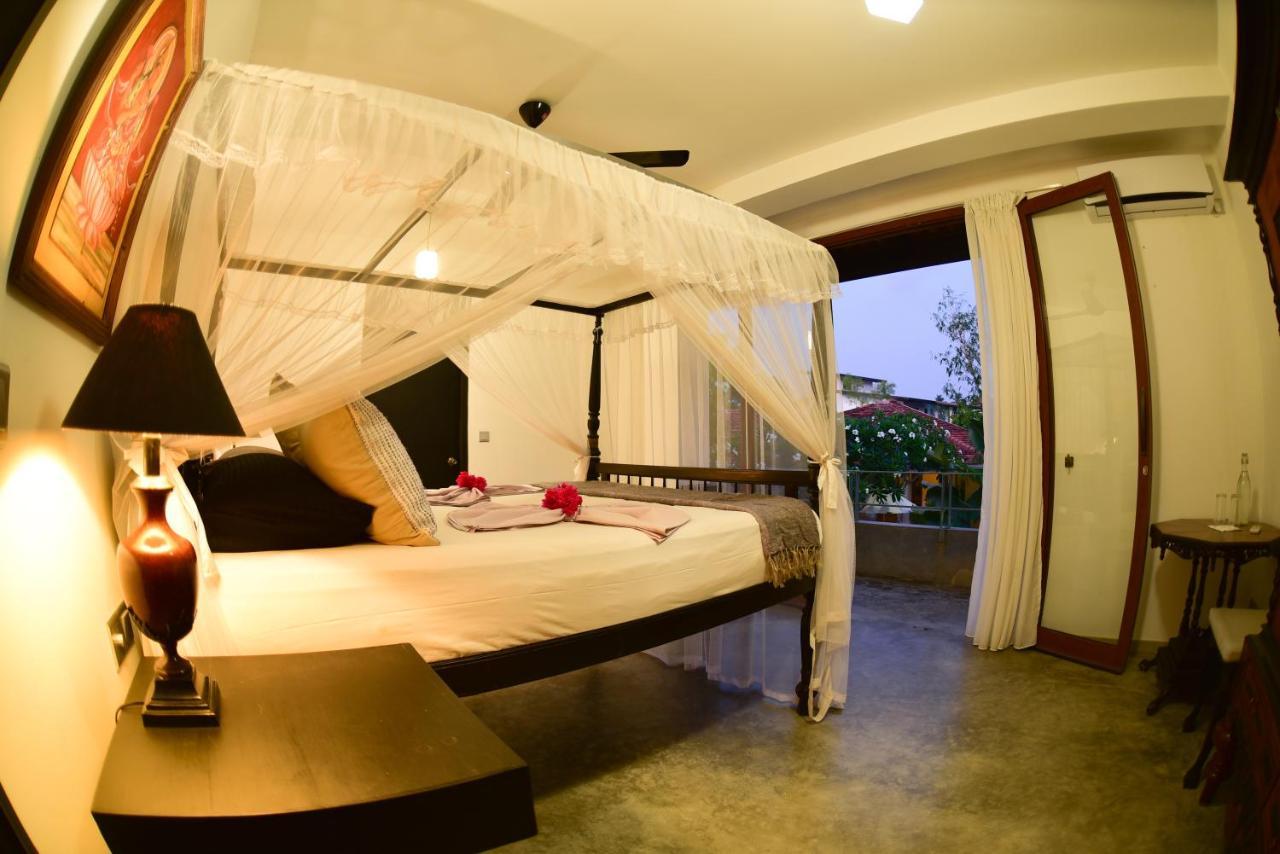 Tropical House - Jungleside Villa Hikkaduwa Luaran gambar
