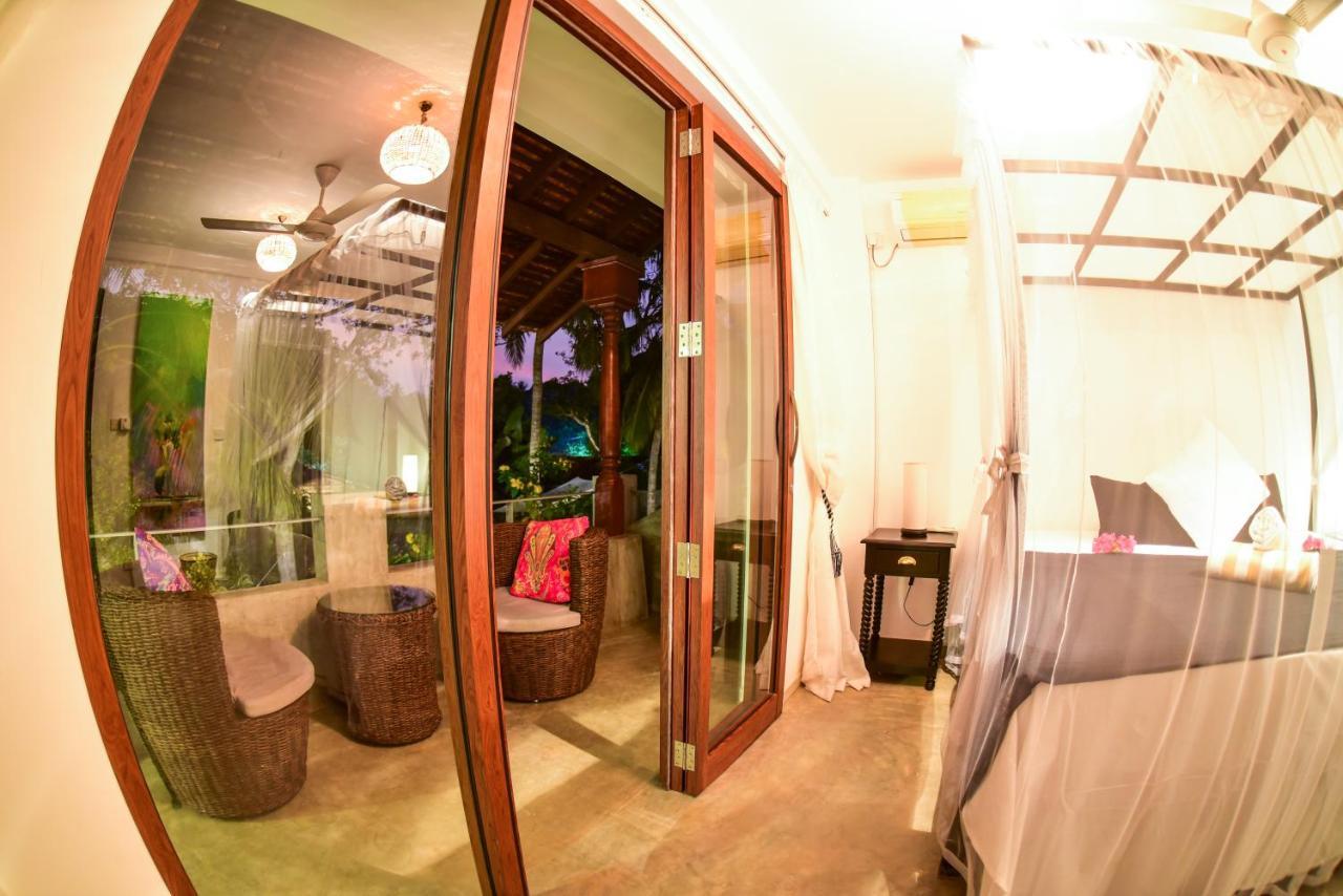 Tropical House - Jungleside Villa Hikkaduwa Luaran gambar
